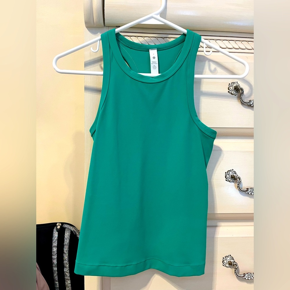 Lululemon Align Tank Waist Length Razorback; Kelly Green; Never worn; Size 2